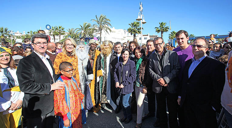 RECEPCION Y DESEMBARCO REYES MAGOS EN PUERTO DEPORTIVO BENALMADENA 4