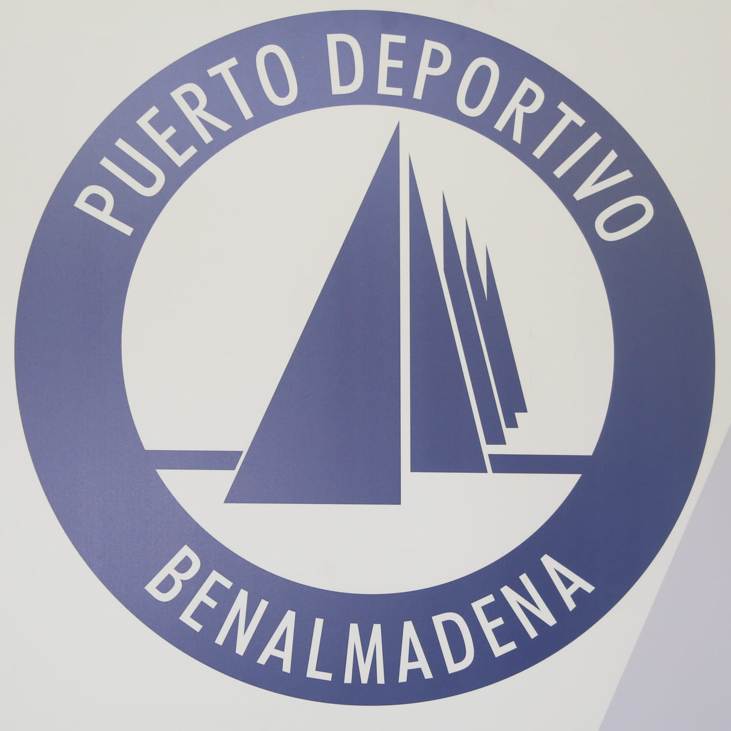 logo puerto benalmadena