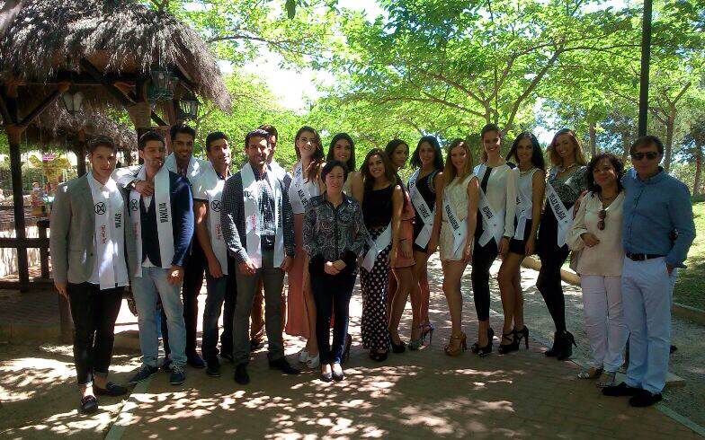 Presentacion gala Mr-Miss World 1 (1)