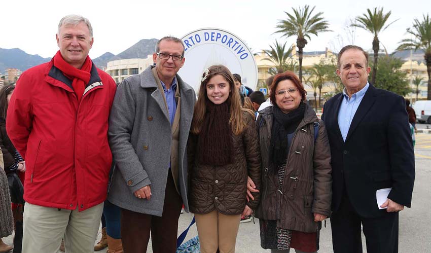 FRANCISCO SALIDO RECIBE GANADORES CONCURSO DEL CHRISTMA DEL PUERTO 1