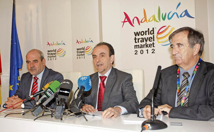 WORLD TRAVEL MARKET 2012 1