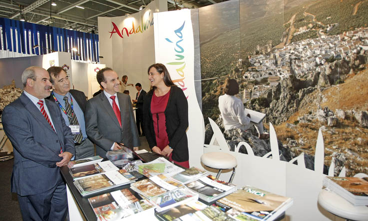 WORLD TRAVEL MARKET 2012 5