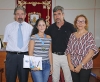 ALCALDE Y CONCEJALA EDUCACION ENTREGAN MEDALLAS AL MERITO EDUCATIVO 12