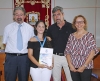 ALCALDE Y CONCEJALA EDUCACION ENTREGAN MEDALLAS AL MERITO EDUCATIVO 13