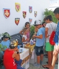 CONCEJALA JUVENTUD ANA SCHERMAN VISITA CAMPAMENTO VERANO EN BENALMADENA PUEBLO 2