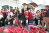 AYUNTAMIENTO REGALA PASCUEROS EN CENTRO MAYORES ARROYO DE LA MIEL ANICA TORRES 1